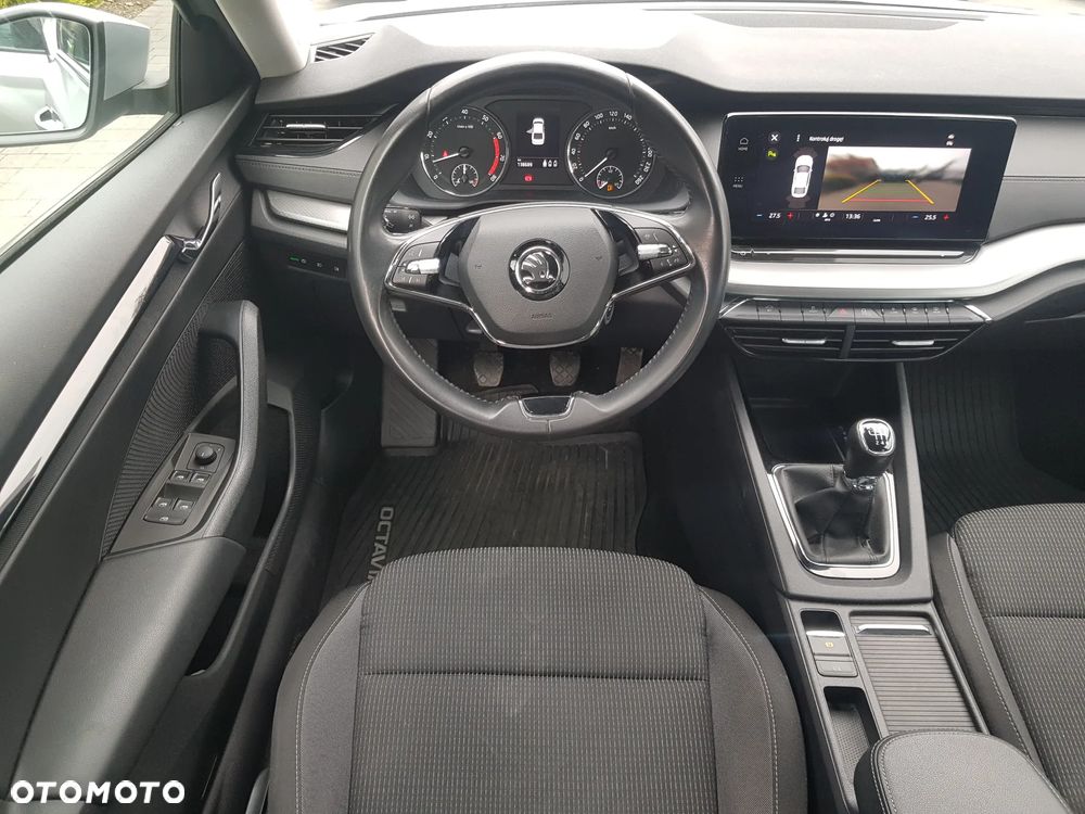 Skoda Octavia 1.5 TSI ACT Style - 18