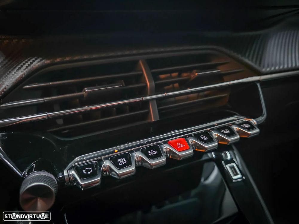 Peugeot 208 1.2 PureTech Allure Pack EAT8 - 32