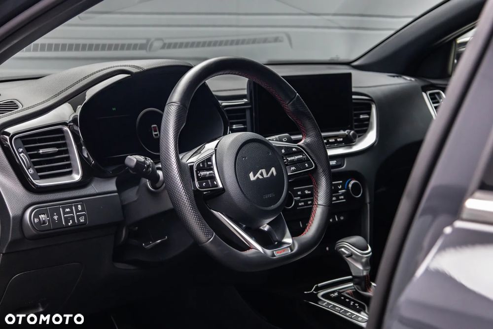 Kia ProCeed 1.6 T-GDI DCT7 OPF GT - 16