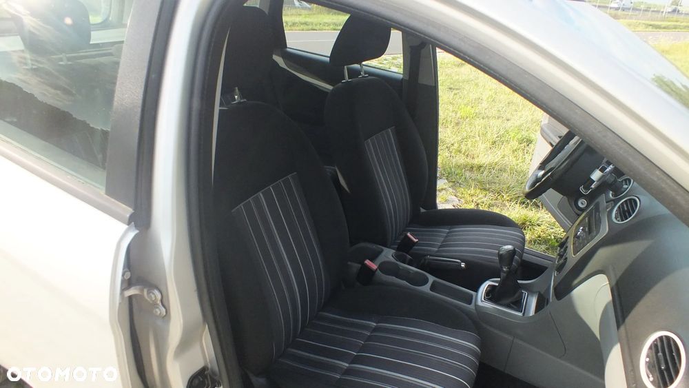 Ford Focus 1.6 TDCi cDPF Trend - 5