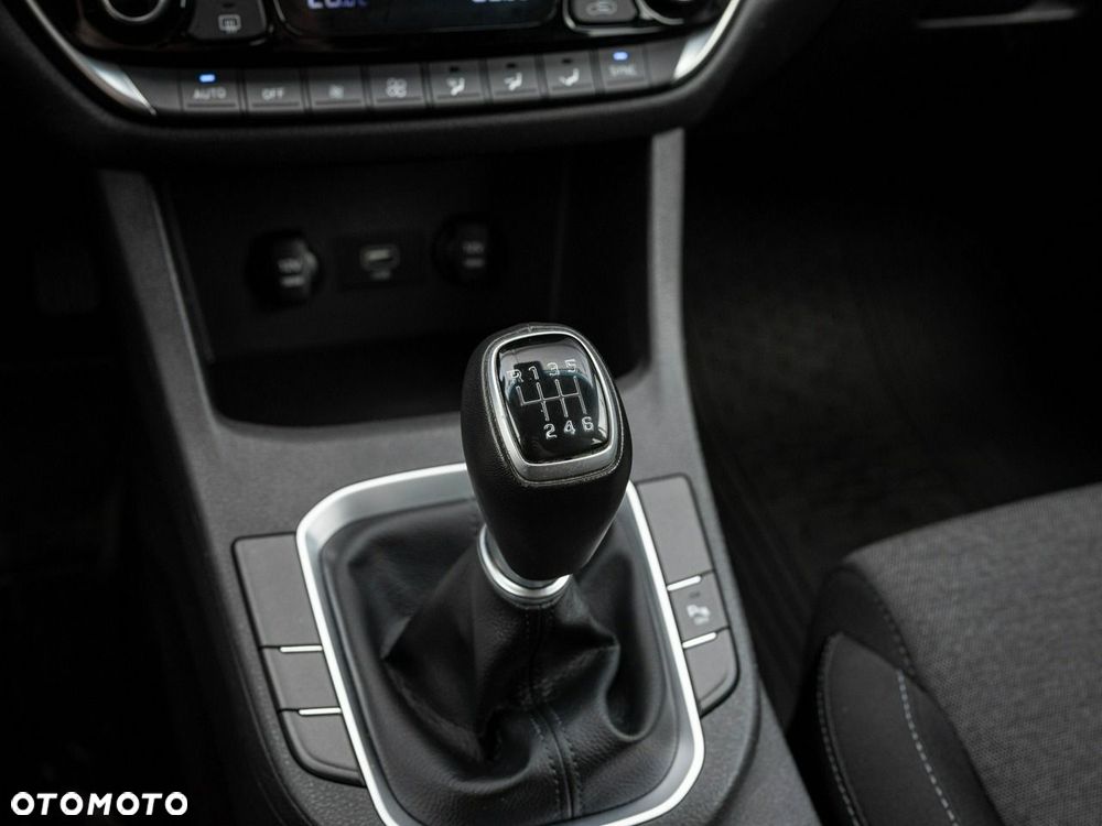 Hyundai i30 1.5 DPI Comfort - 14