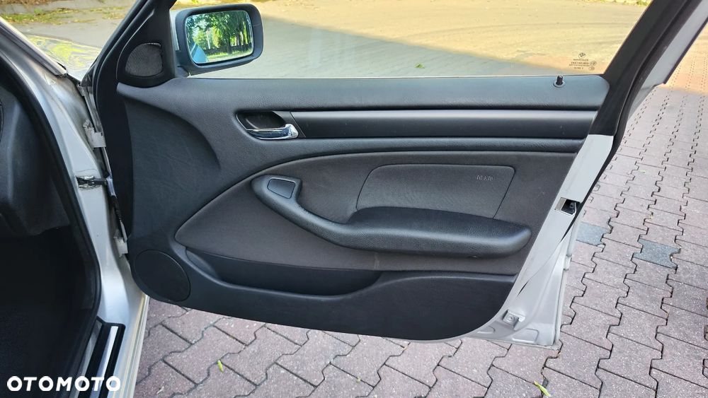 BMW Seria 3 320i Edition Lifestyle - 30