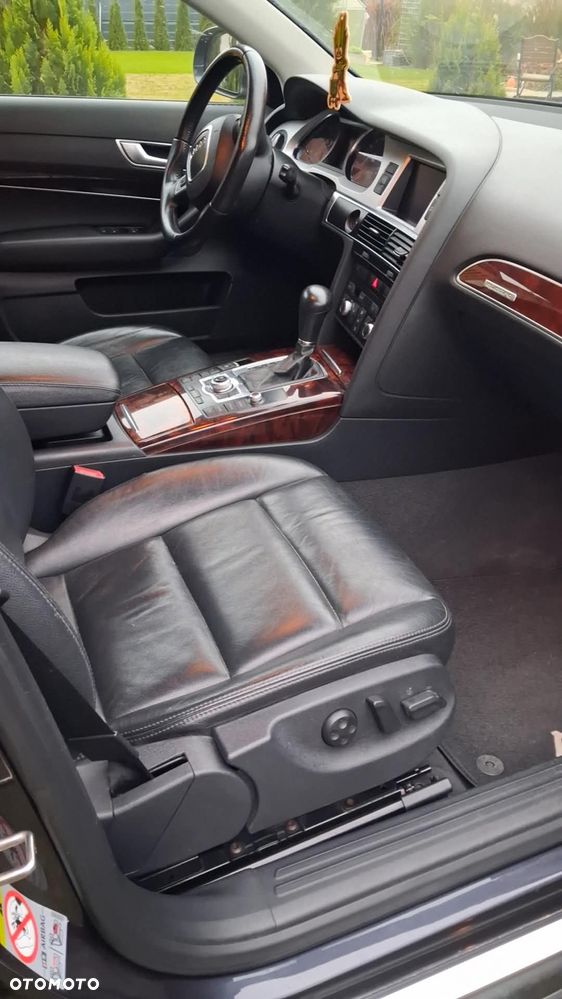 Audi A6 Avant 2010 photo 4