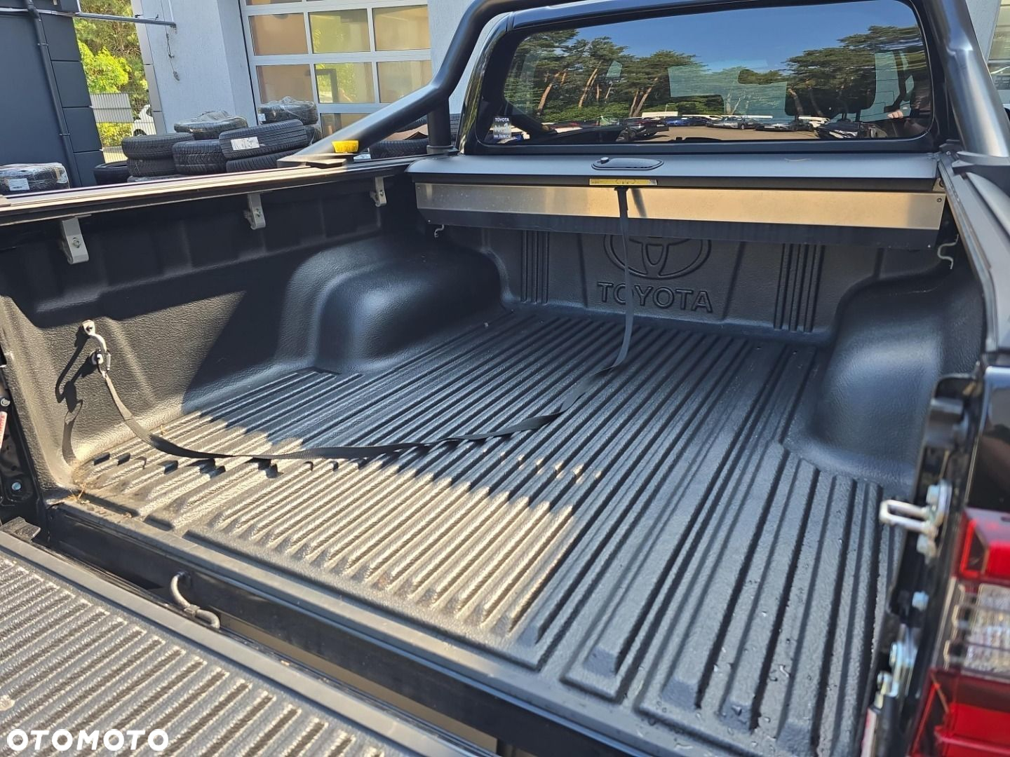 Toyota Hilux 2.8 D-4D mHEV Double Cab Executive 4x4 - 27