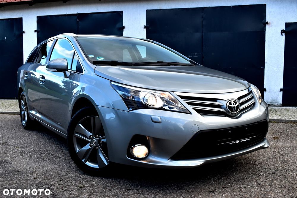 Toyota Avensis Touring Sports 1.8 Business Edition - 40