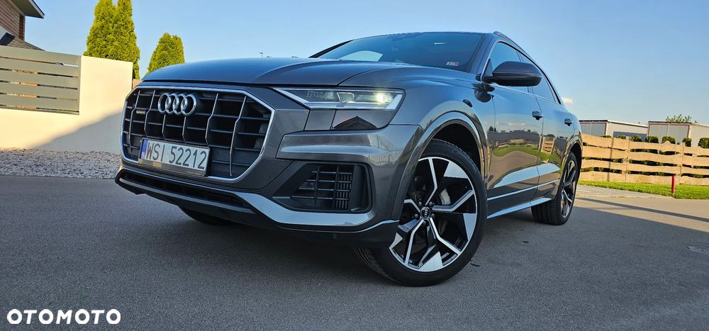 Audi Q8 55 TFSI quattro tiptronic - 2