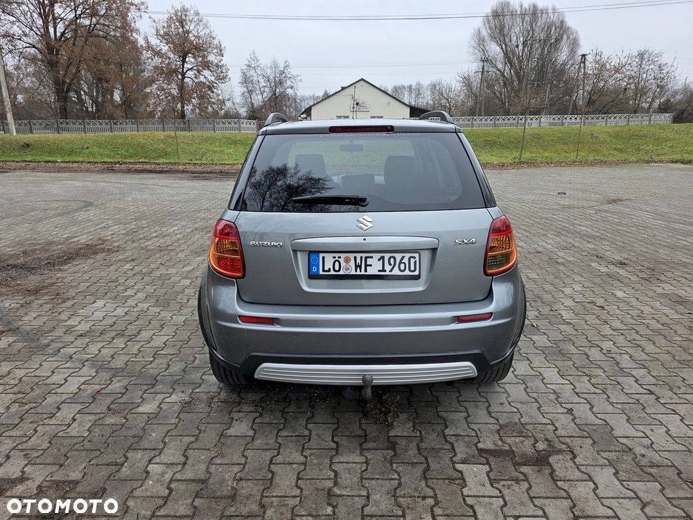 Suzuki SX4 1.6 VVT 4x2 Comfort - 9