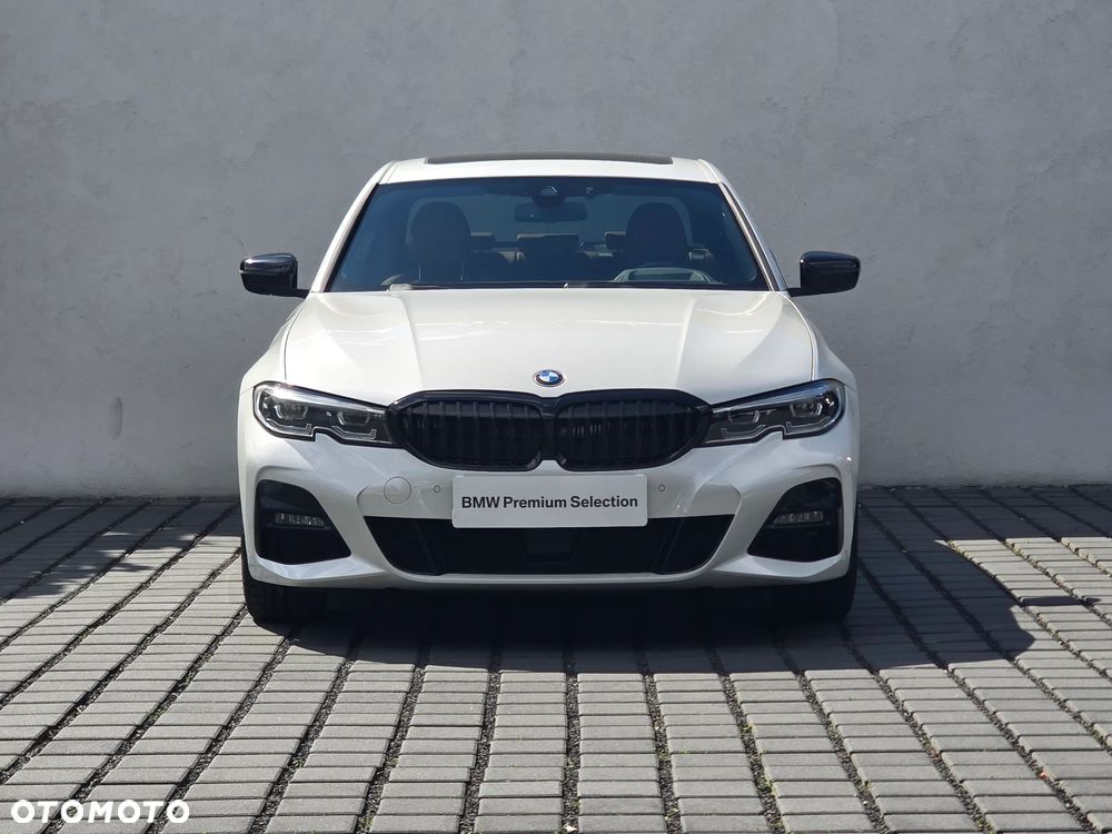 BMW Seria 3 320d xDrive M Sport - 4