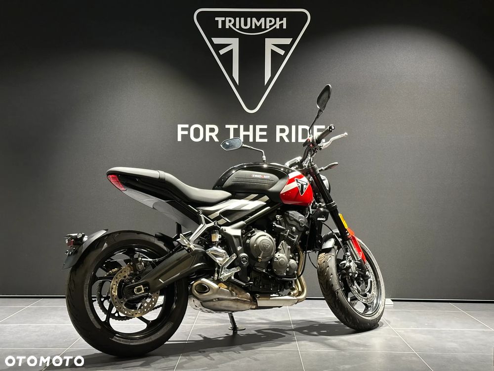 Triumph Trident - 3