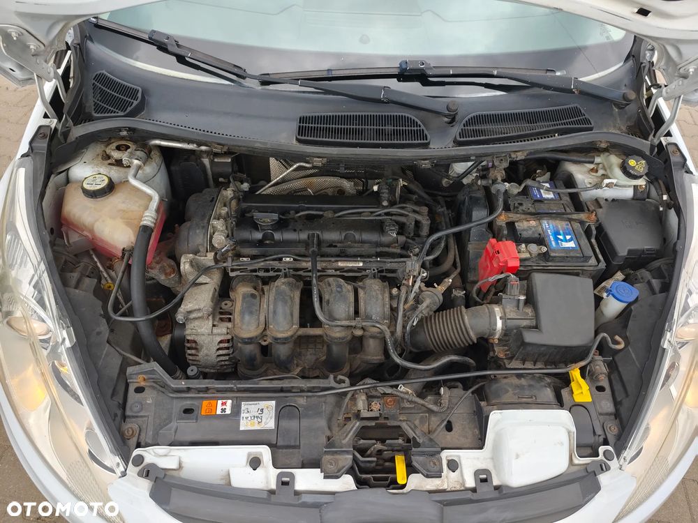 Ford Fiesta 1.6 Sport - 14