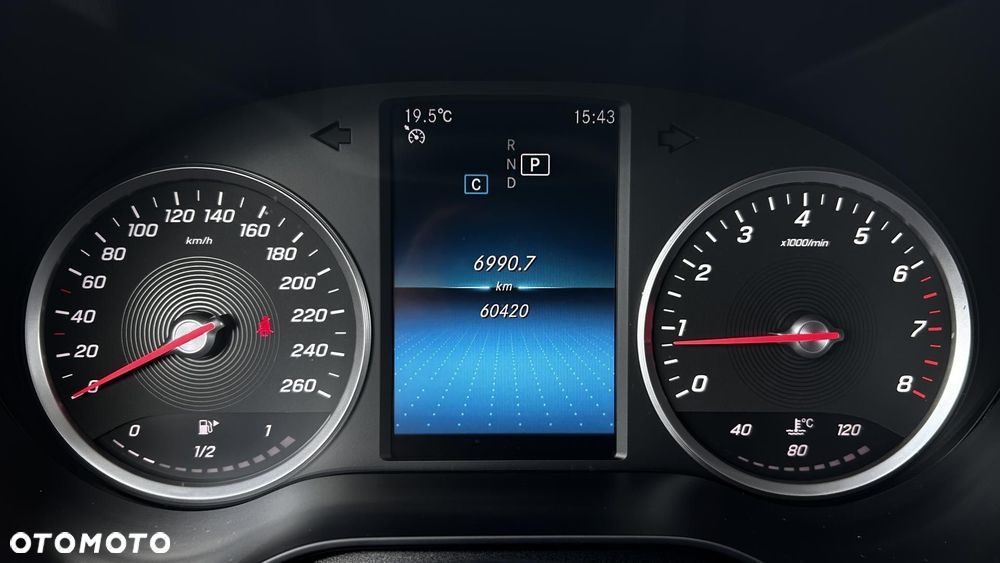 Mercedes-Benz Klasa C 180 9G-TRONIC - 16