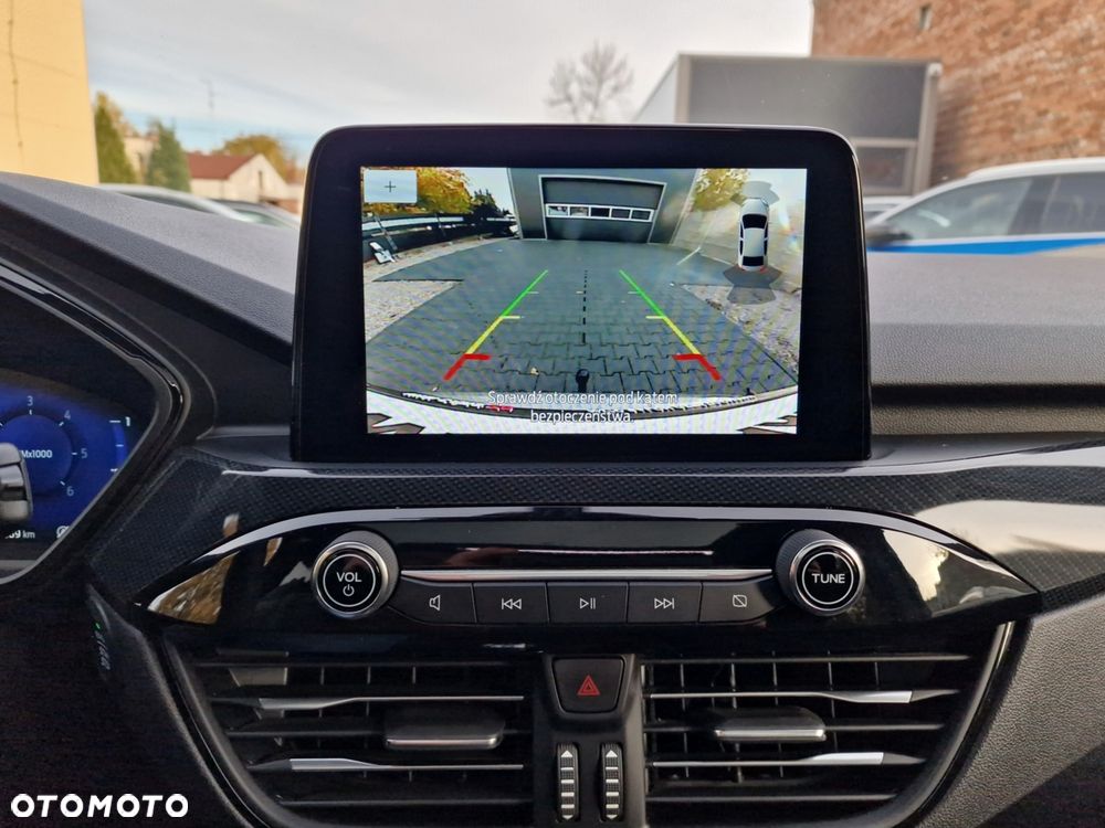 Ford Kuga - 34