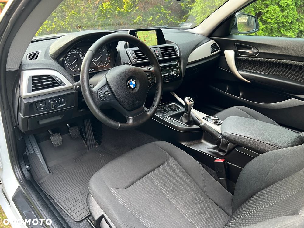 BMW Seria 1 118d Edition Metropolitan - 16
