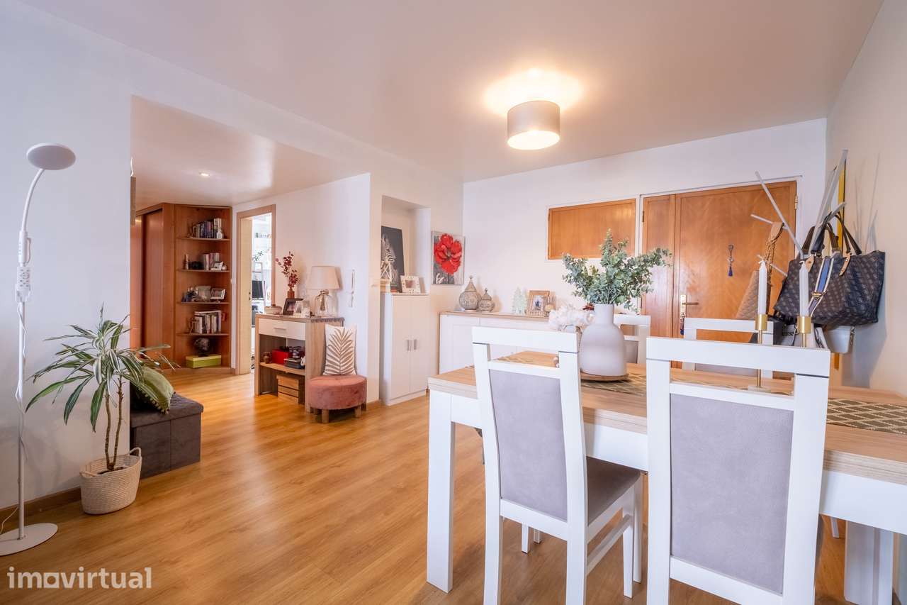 Apartamento T3 Remodelado em Avenida Fernão Jorge, Ponta Delgada - Grande imagem: 4/14