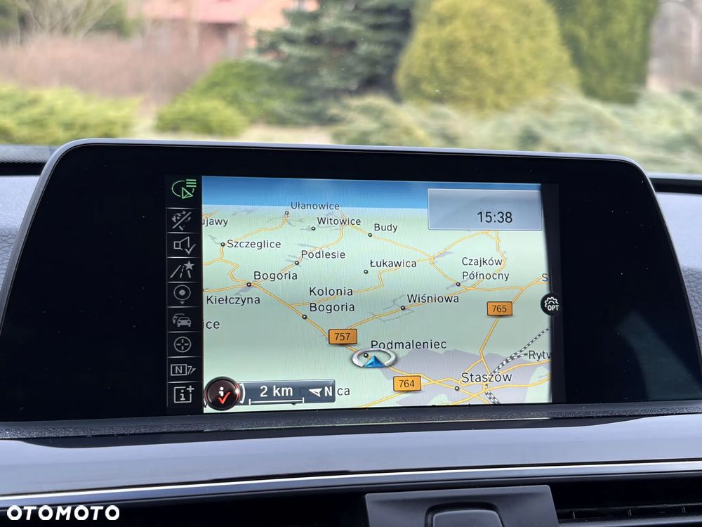 BMW Seria 3 318d Sport Line - 30