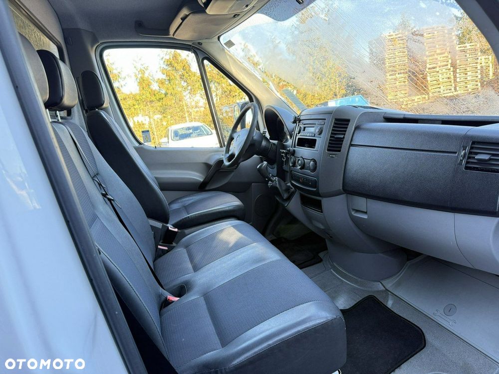 Mercedes-Benz Sprinter - 3