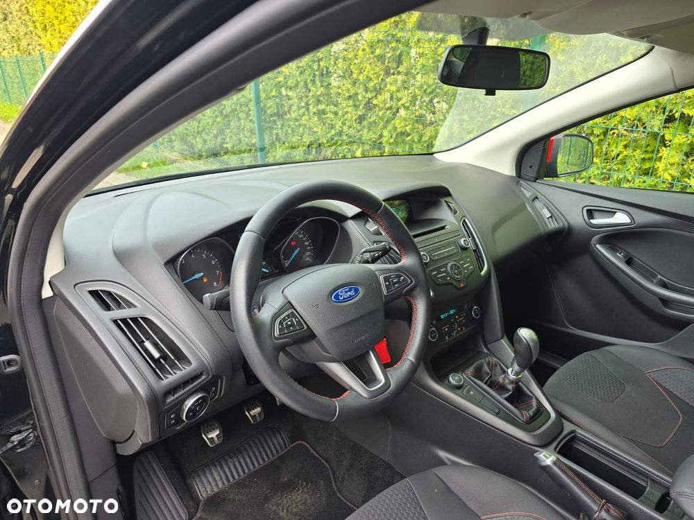 Ford Focus 1.0 EcoBoost ST-Line Red ASS - 23