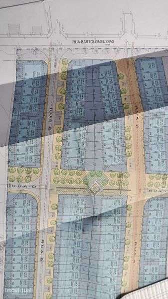 Lote Urbano 240m² em Zona Premium – Pinhal Novo (Rua Barcarrota) - Grande imagem: 3/7