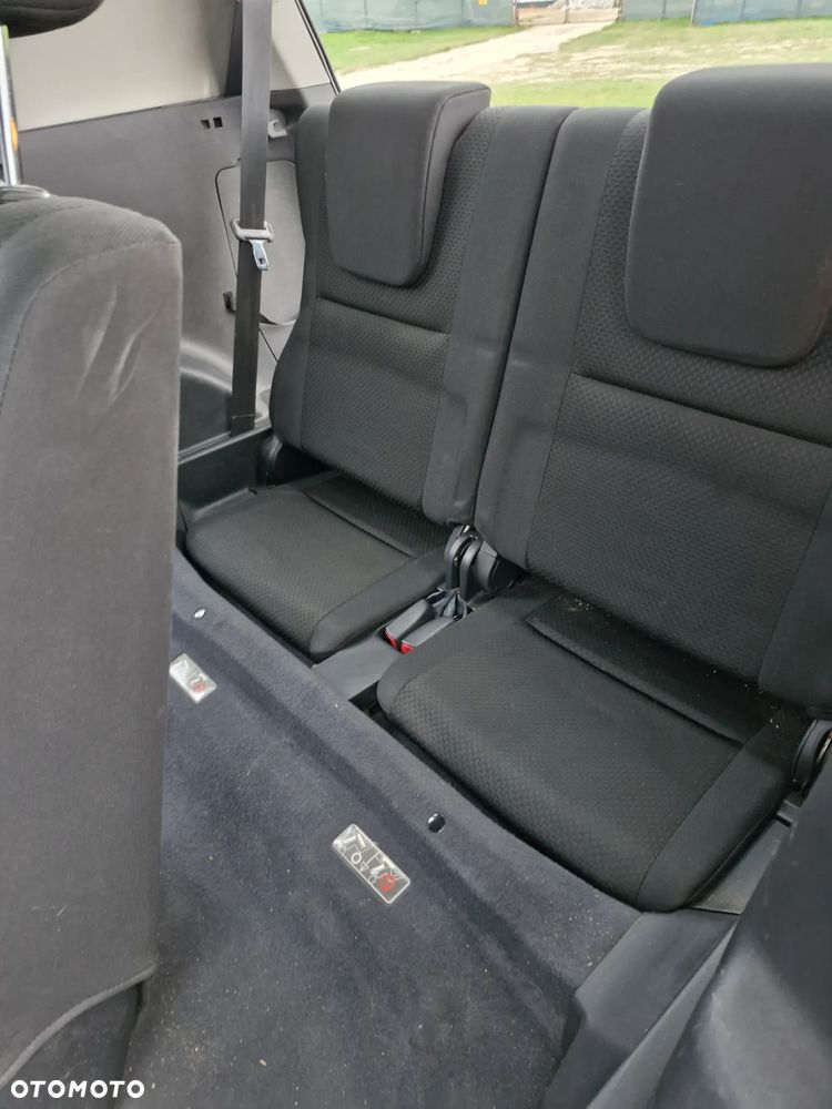 Toyota Corolla Verso 2.0 D-4D Prestige 7os - 15
