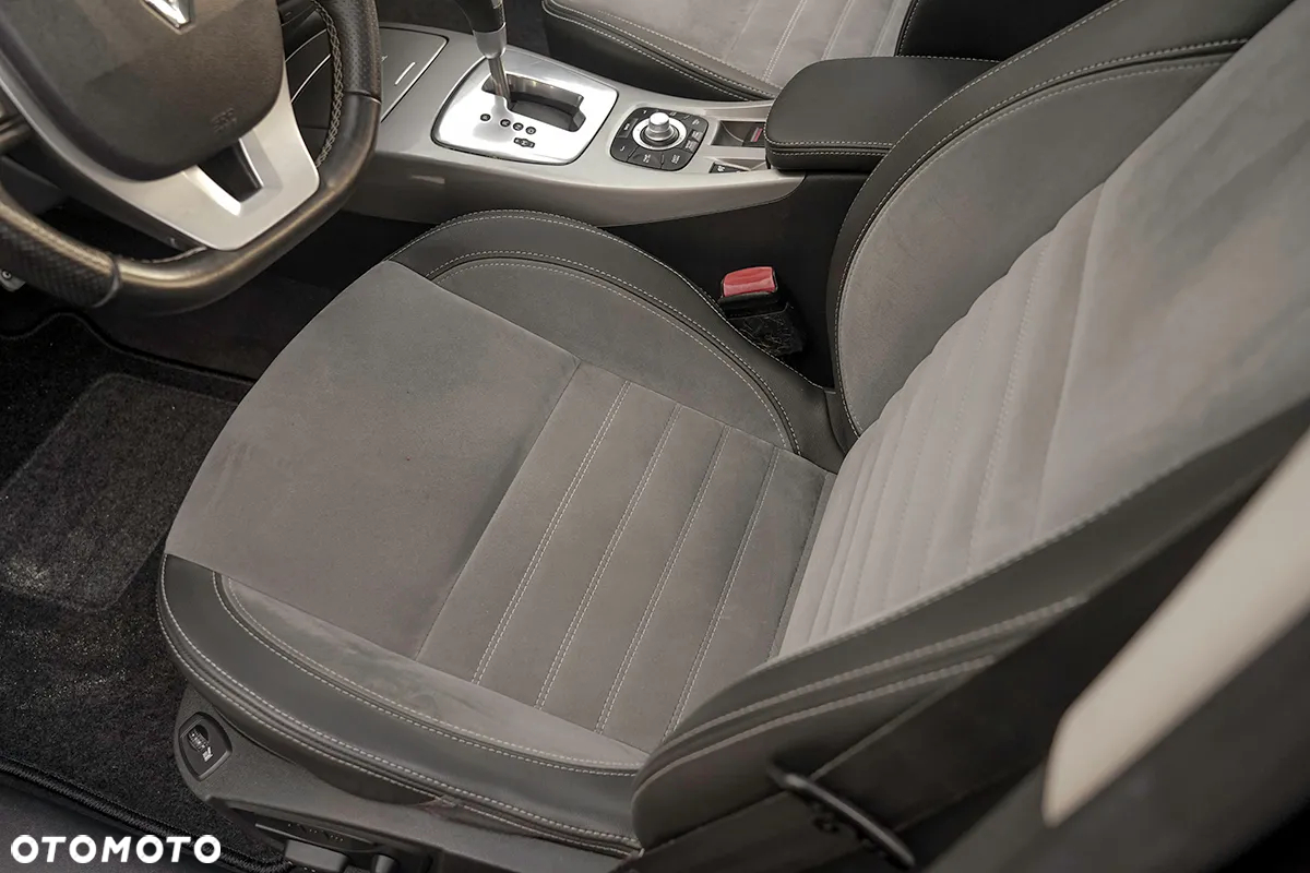 Renault Laguna Grandtour 2.0 dCi FAP Dynamique - 29