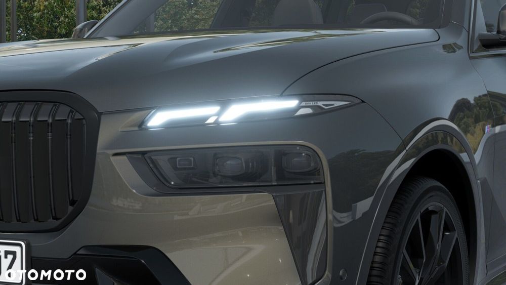 BMW X7 - 7