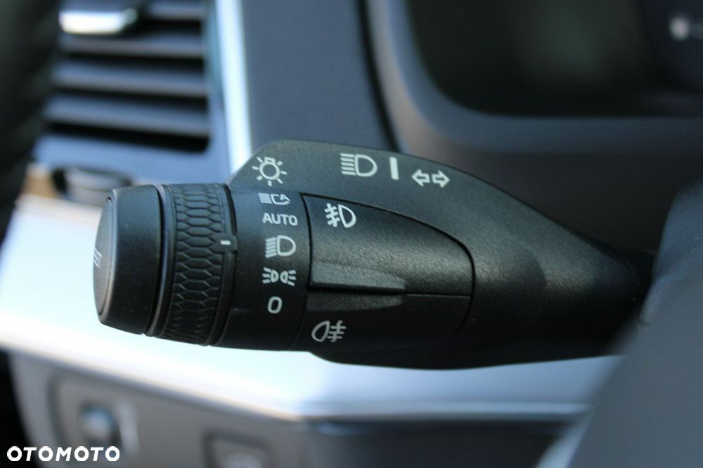 Volvo XC 90 - 20