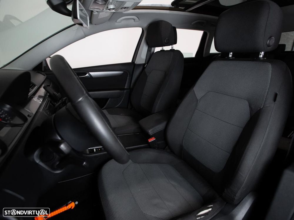 VW Passat Variant - 7