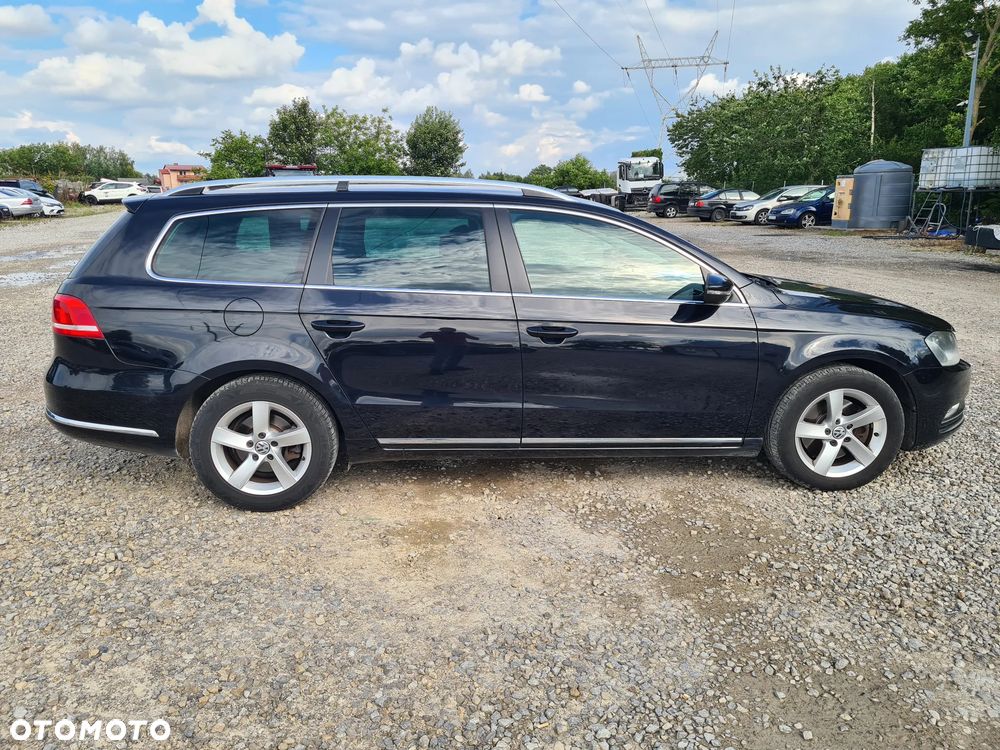 Volkswagen Passat 1.6 TDI Comfortline - 10