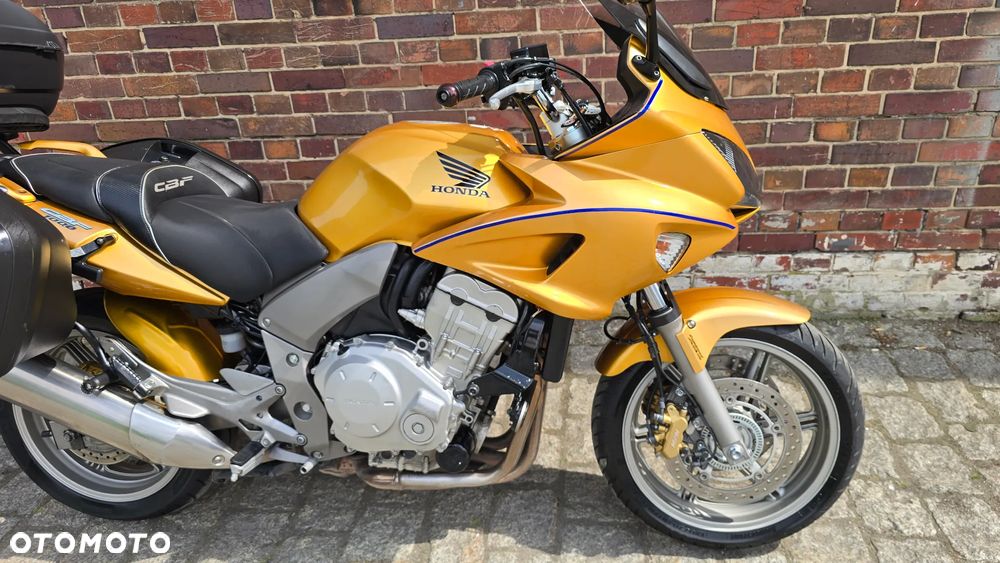 Honda CBF - 27