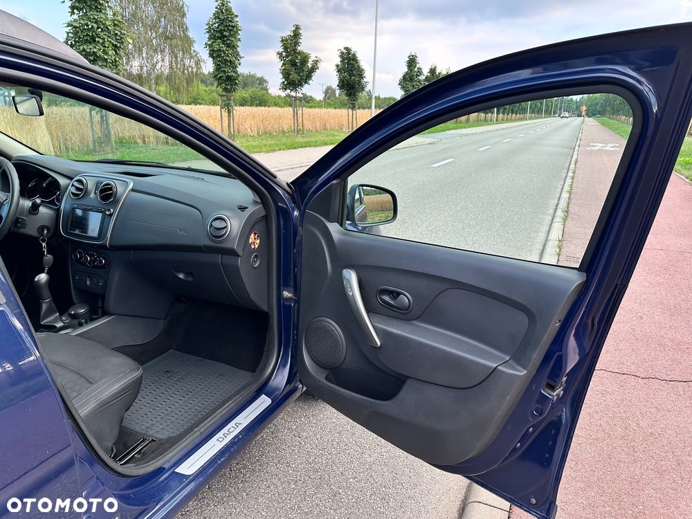 Dacia Logan 1.2 16V Laureate - 22