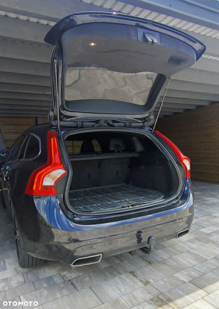 Volvo V60 D4 Momentum - 6