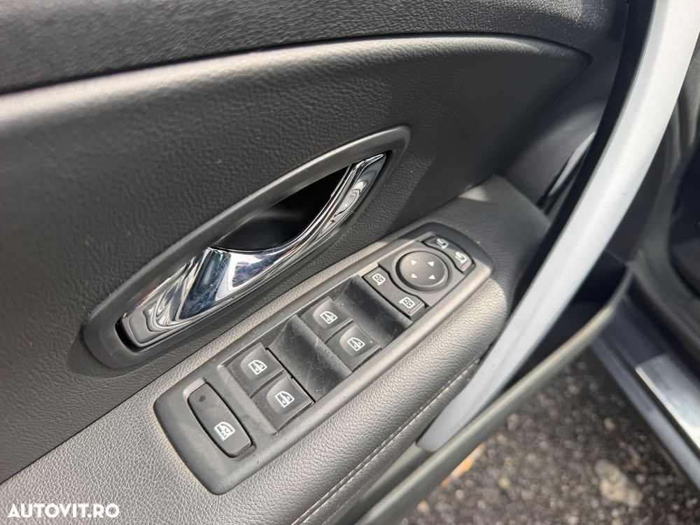 Renault Megane ENERGY dCi 110 Start & Stopp Bose Edition - 6