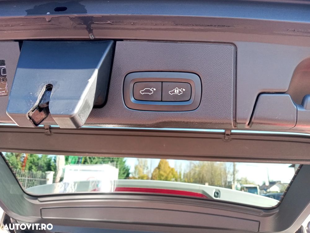 Volvo XC 60 T8 Twin Engine AWD Inscription - 14