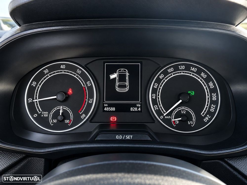 Skoda Fabia 1.0 TSI DSG - 16
