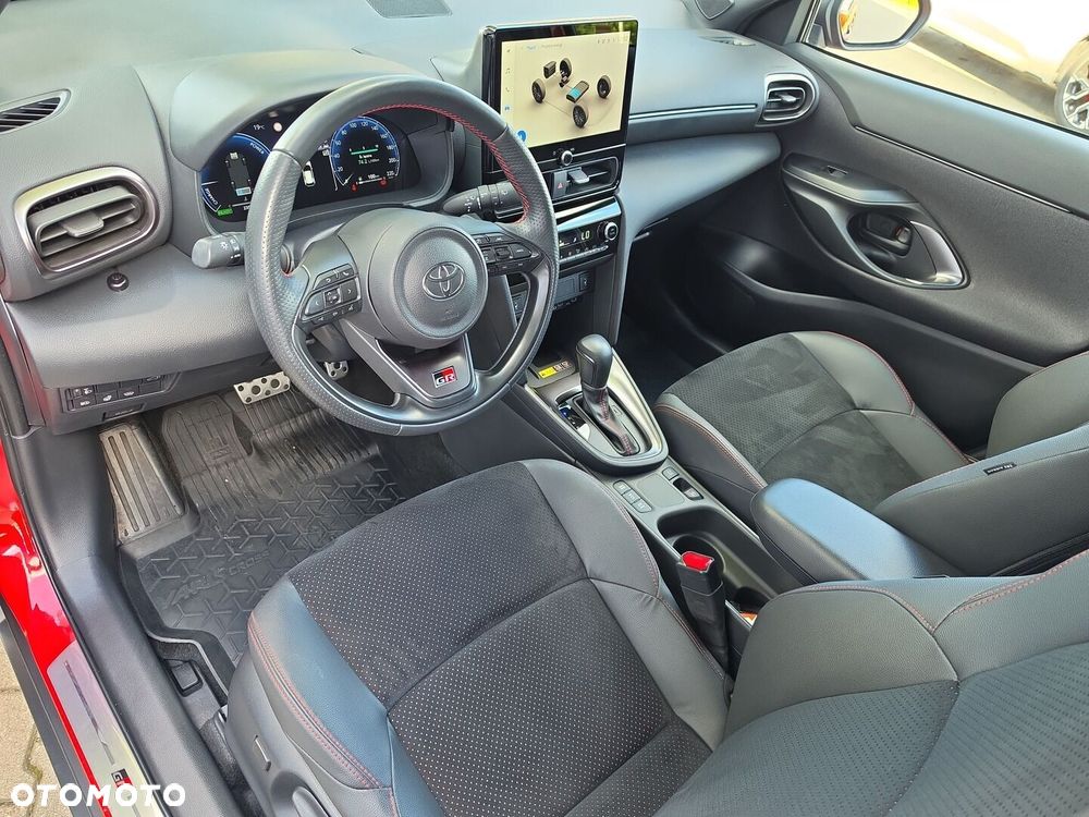 Toyota Yaris Cross Hybrid 1.5 GR Sport - 10