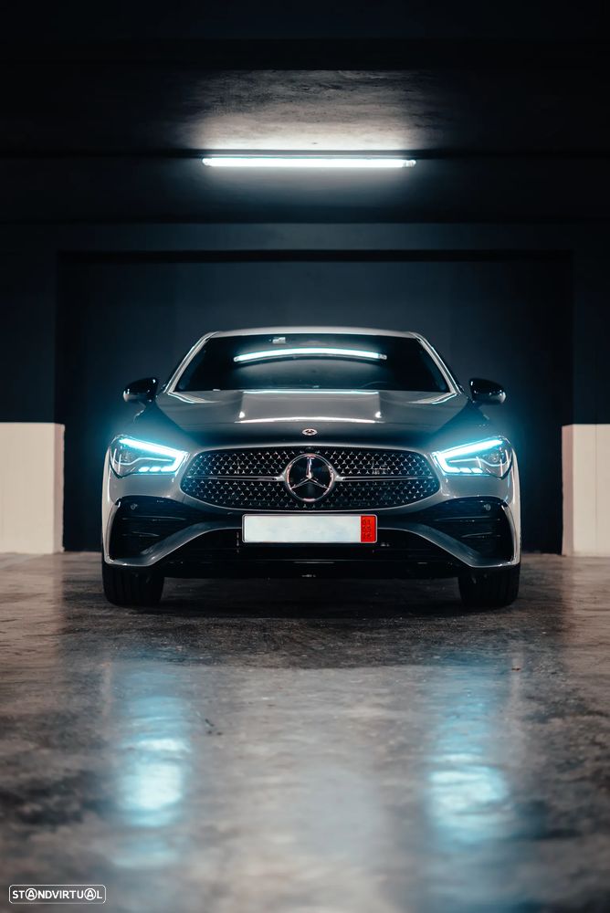 Mercedes-Benz CLA 250 e AMG Line - 16