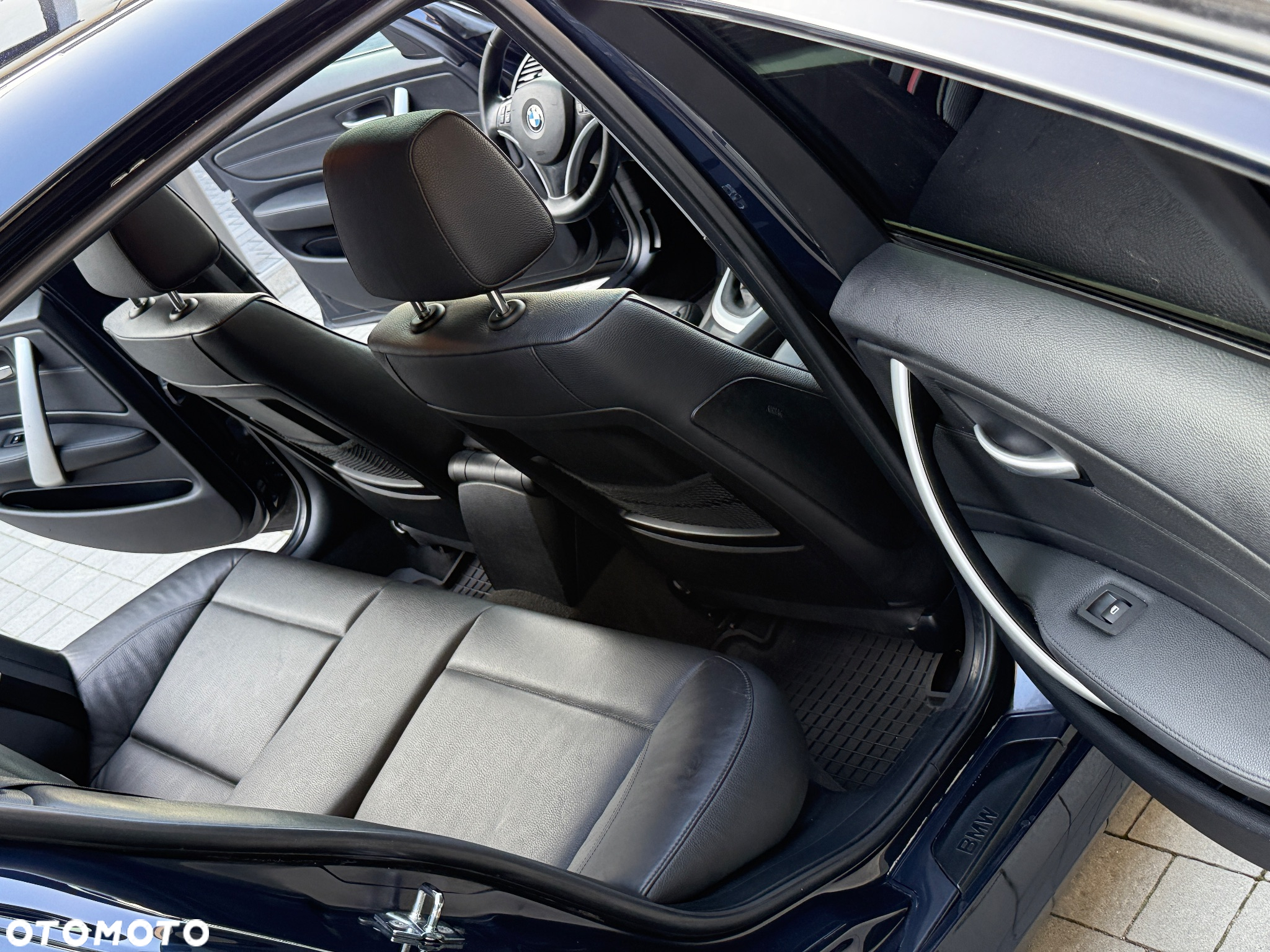 BMW Seria 1 120d - 11