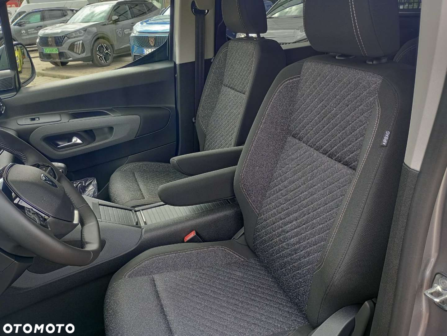 Peugeot Rifter 1.5 BlueHDI Allure S&S - 11