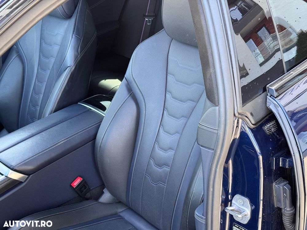 BMW Seria 8 840d xDrive AT MHEV - 21