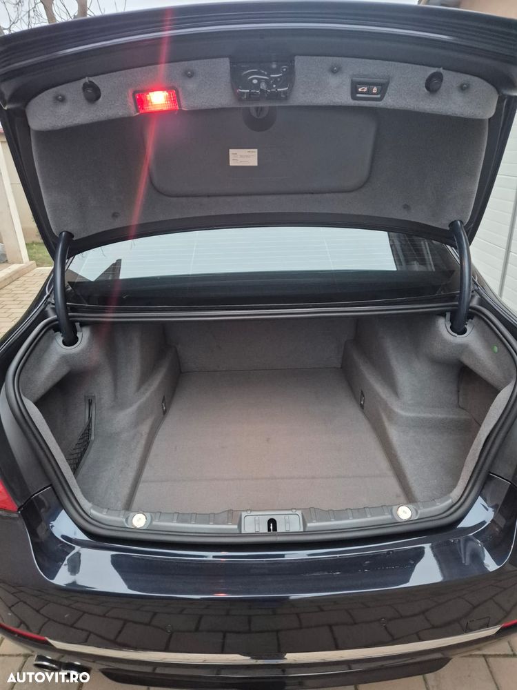 BMW Seria 7 - 10