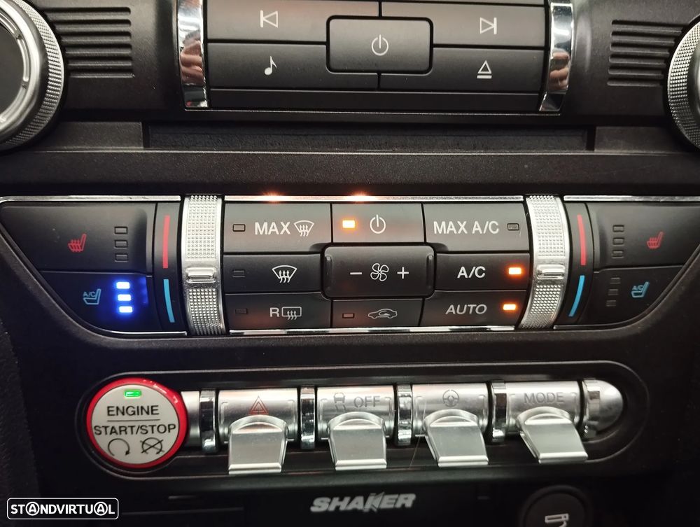 Ford Mustang 2.3i EcoBoost - 39