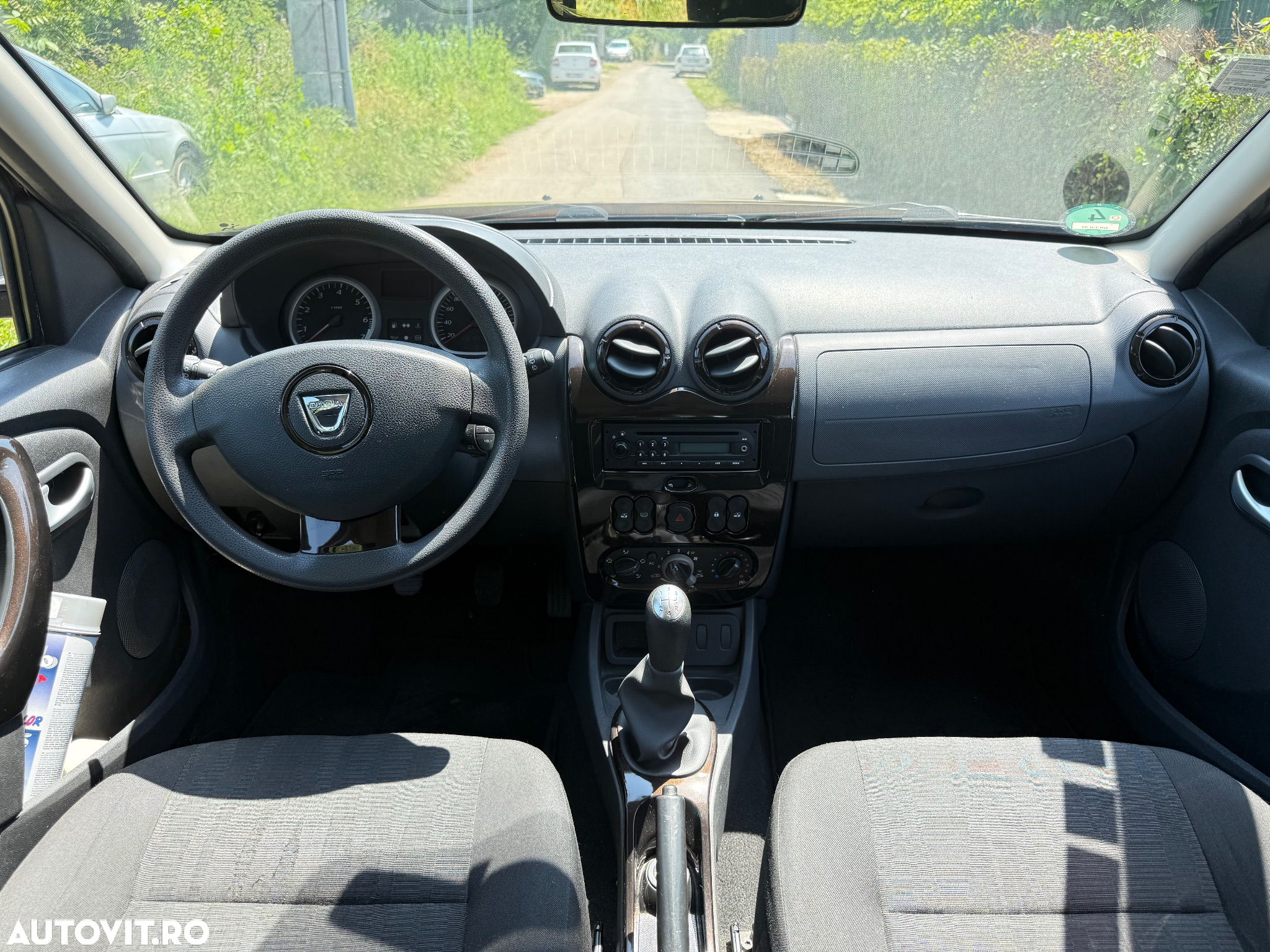 Dacia Duster 1.6 16V 4x2 - 7