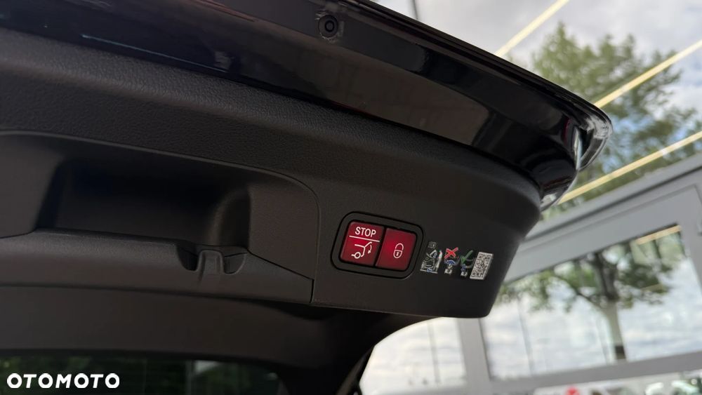 Mercedes-Benz GLE - 16