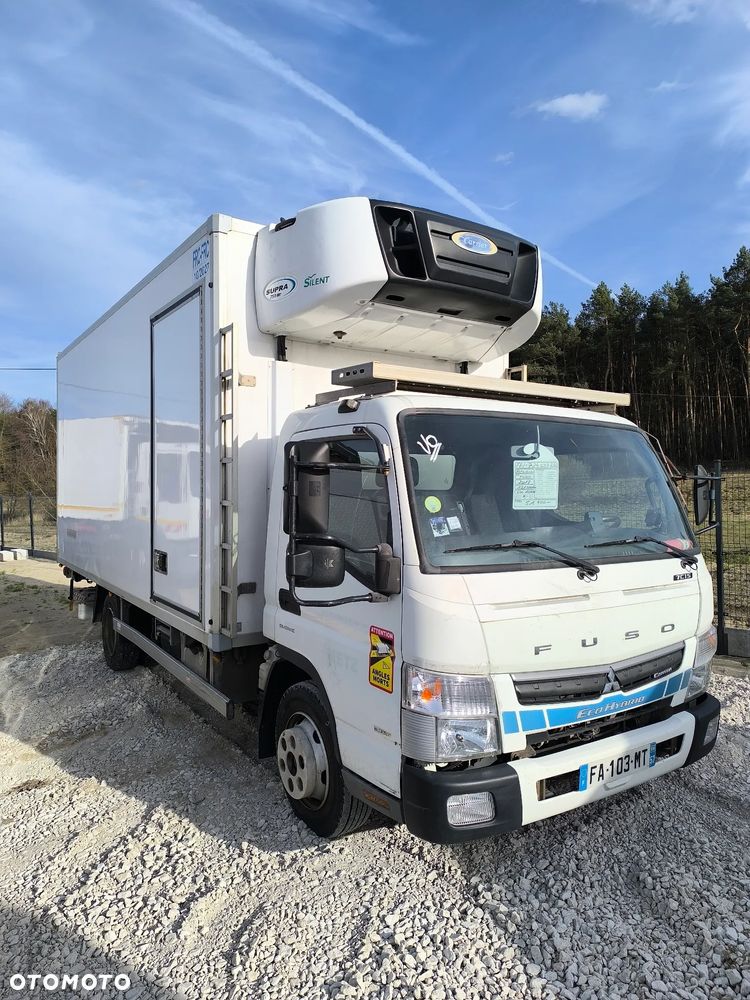 Mitsubishi Fuso center - 2