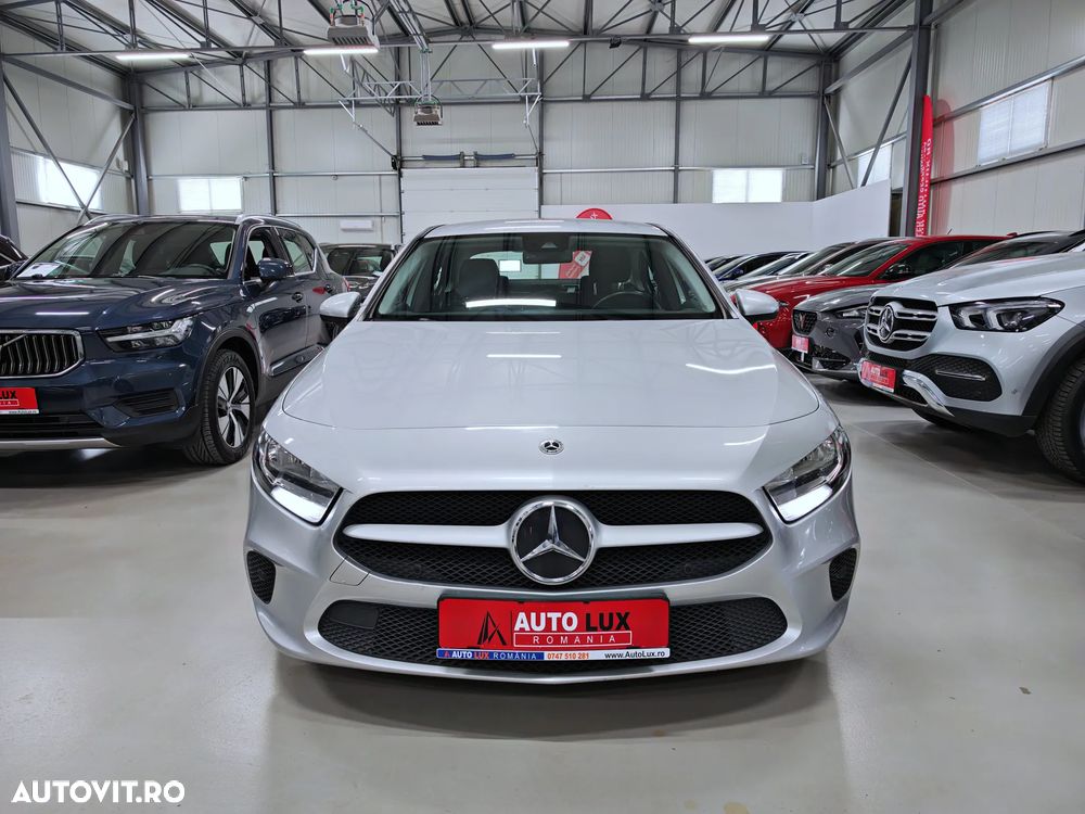 Mercedes-Benz A 180 d Sedan 7G-DCT - 4