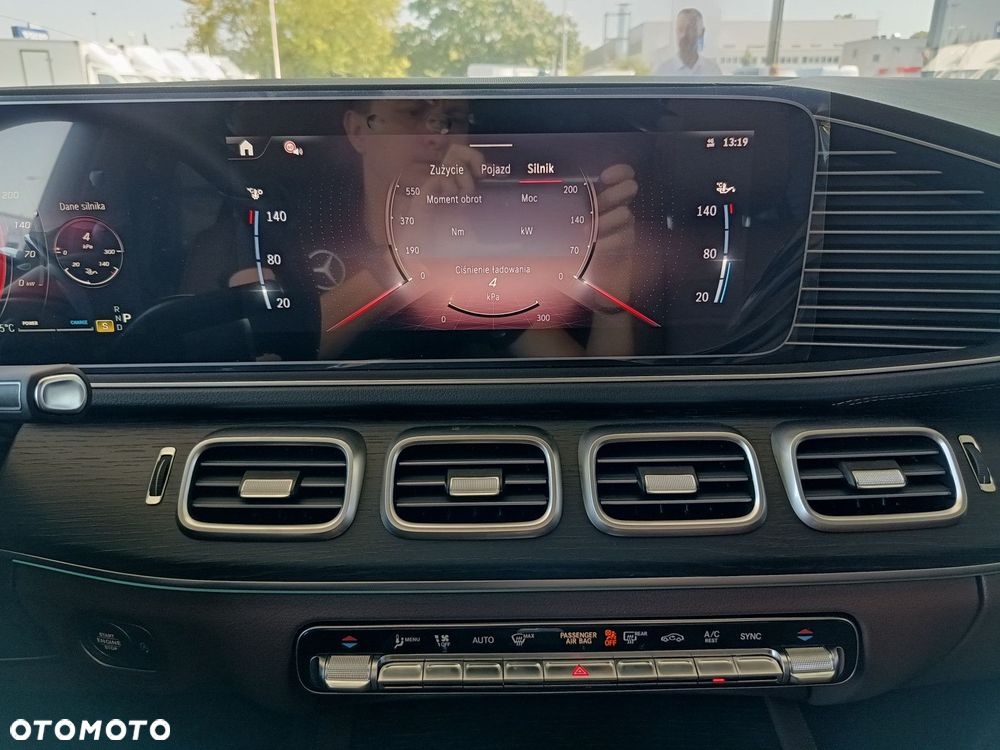 Mercedes-Benz GLE - 31