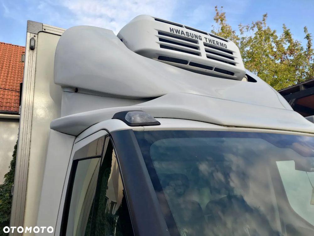 Iveco 70C18 Chłodnia Kontener - 7