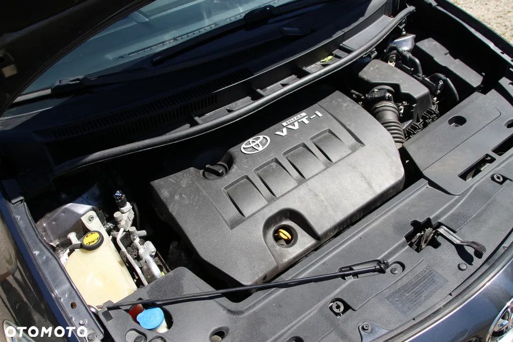 Toyota Auris 1.6 VVT-i Team - 21