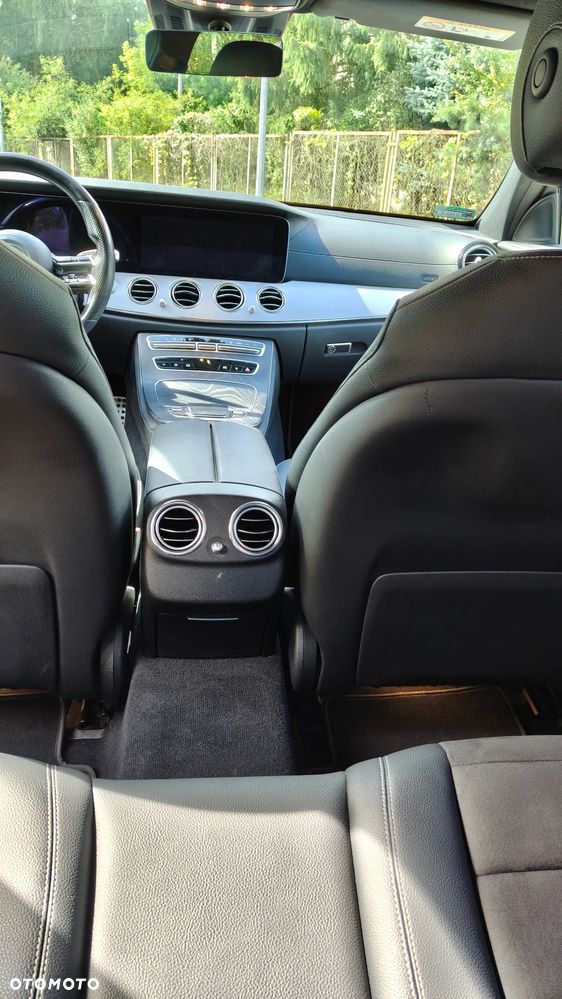 Mercedes-Benz Klasa E 220 d 4-Matic AMG - 17