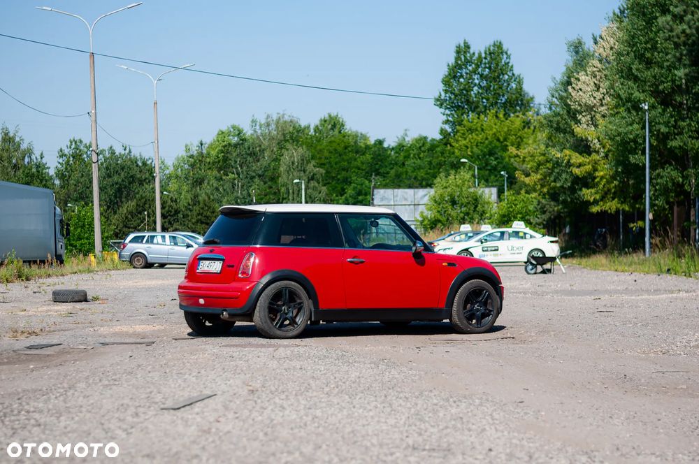 MINI ONE Standard - 4